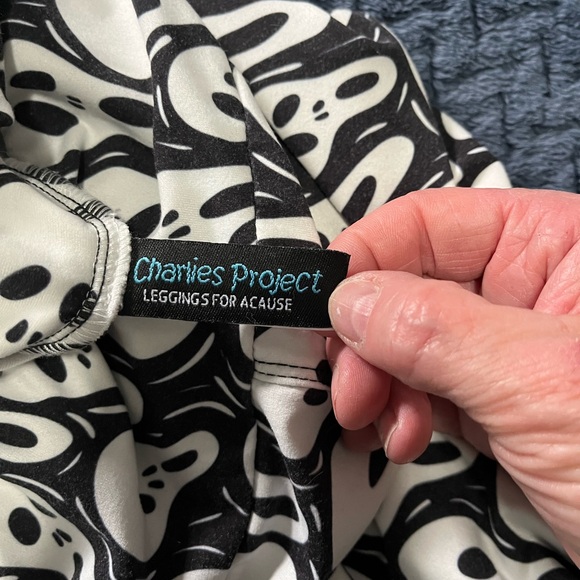 Ladies skull leggings - Picture 2 of 3